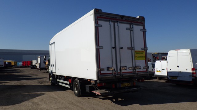 Check out the triple hinged rear doors of the fridge truck for sale