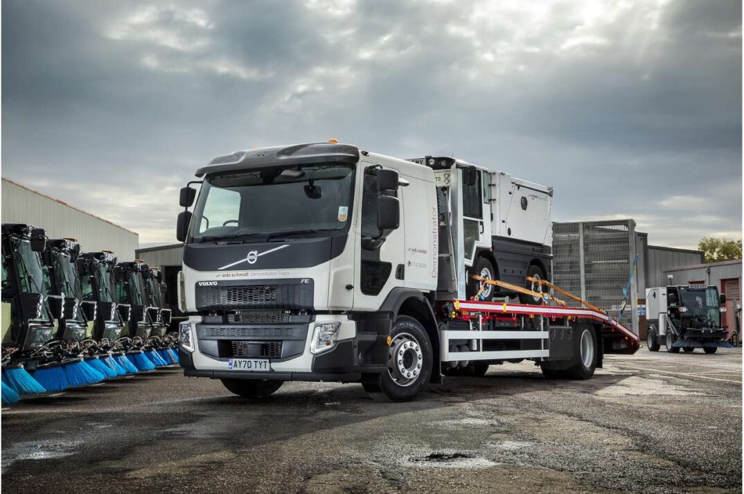 Volvo FE250 with Beavertail