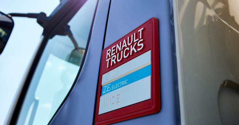 Renault Trucks Electric Badge