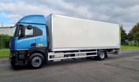 Iveco S-Way Box Truck