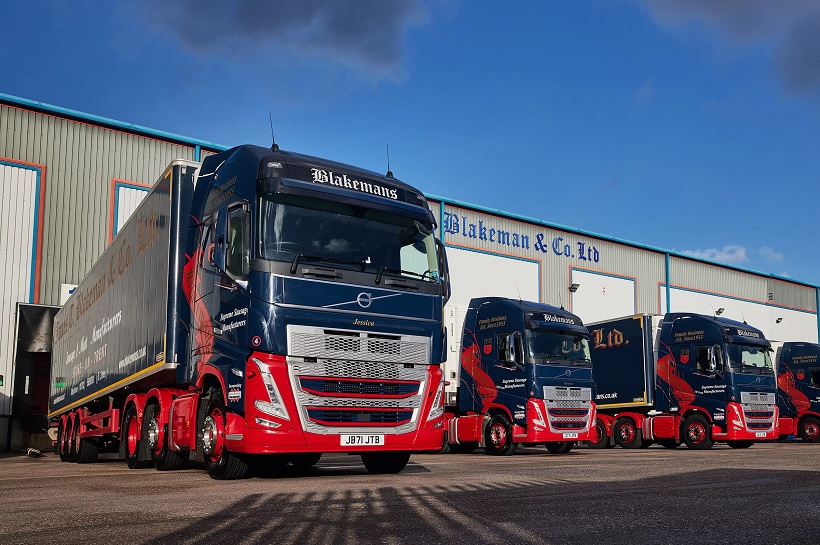 Volvo FH Globetrotter XL In blue