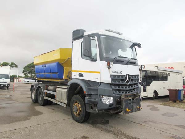 REF 56 – 2017 Mercedes Euro 6 6×6 Gritter for sale