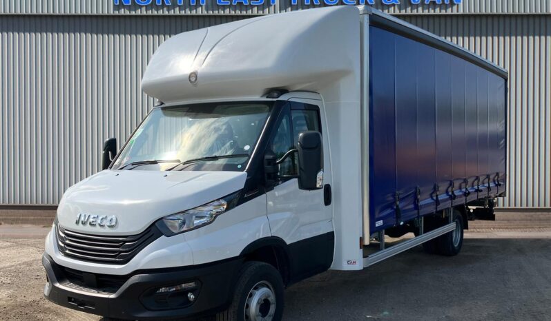 NEW  Iveco 7.2T Curtainsider Curtain Side full