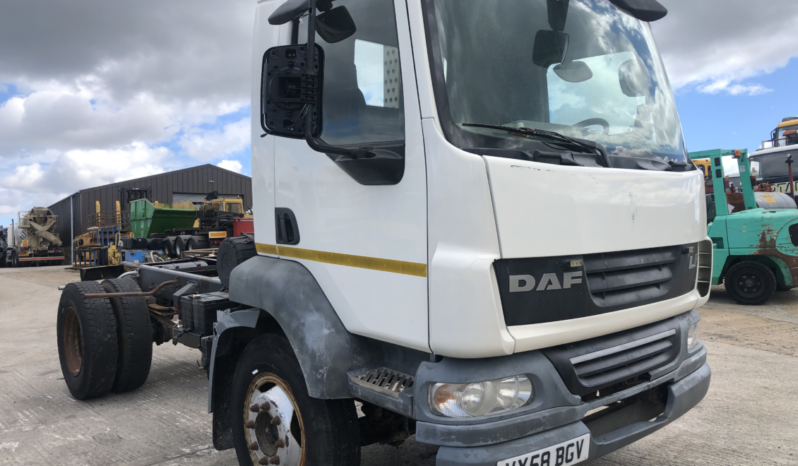 DAF 55LF ,4×2 cab and chassis, LHD full