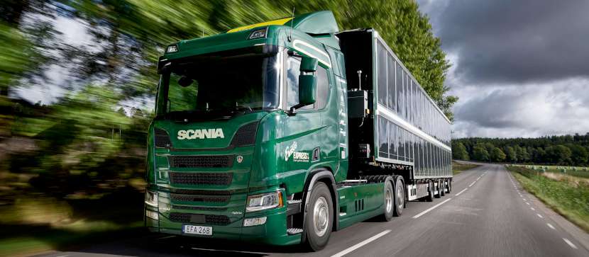 Scania Solar panel hybrid Truck & Trailer