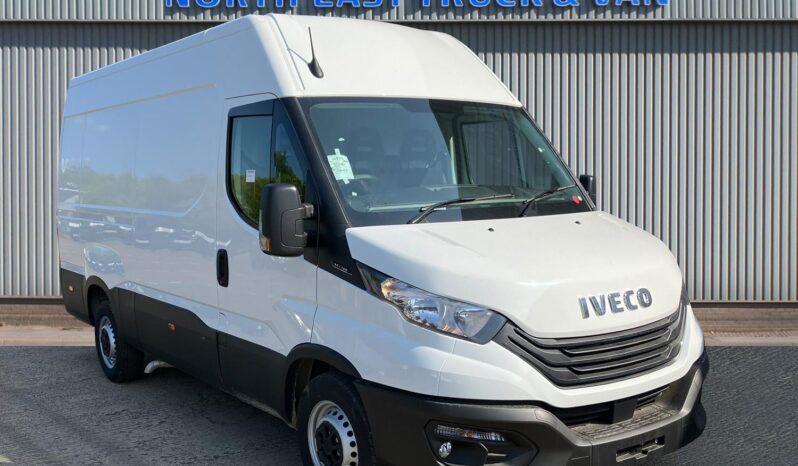 NEW  Iveco 3520L Panel Van Panel Van