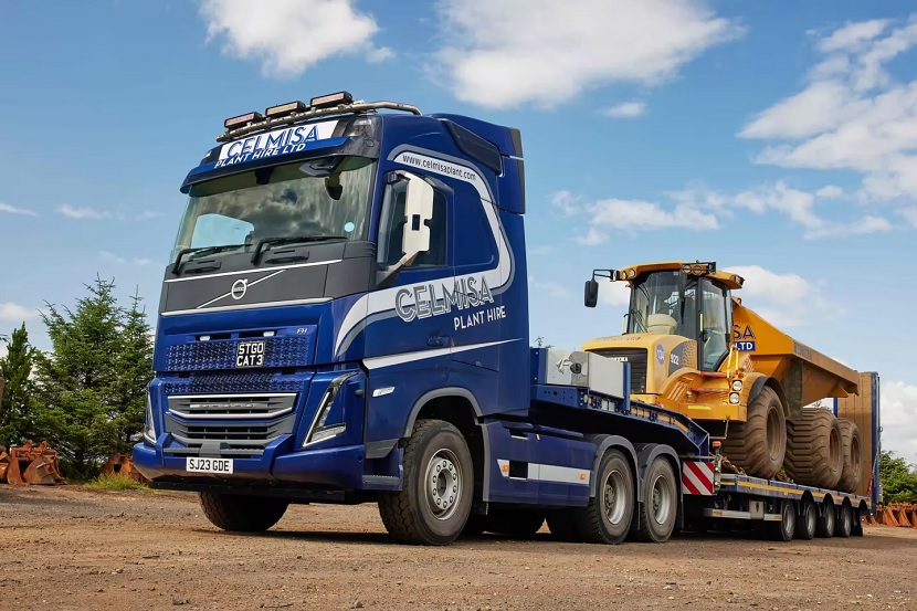 Volvo FH540 6x4 tractor unit & trailer