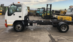 Isuzu NQR 7.5 ton diesel cab and chassis truck full