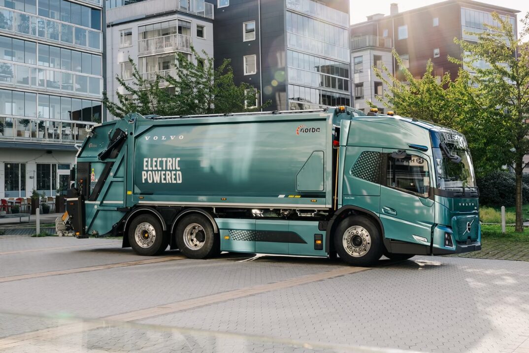 Volvo FM Low entry electric