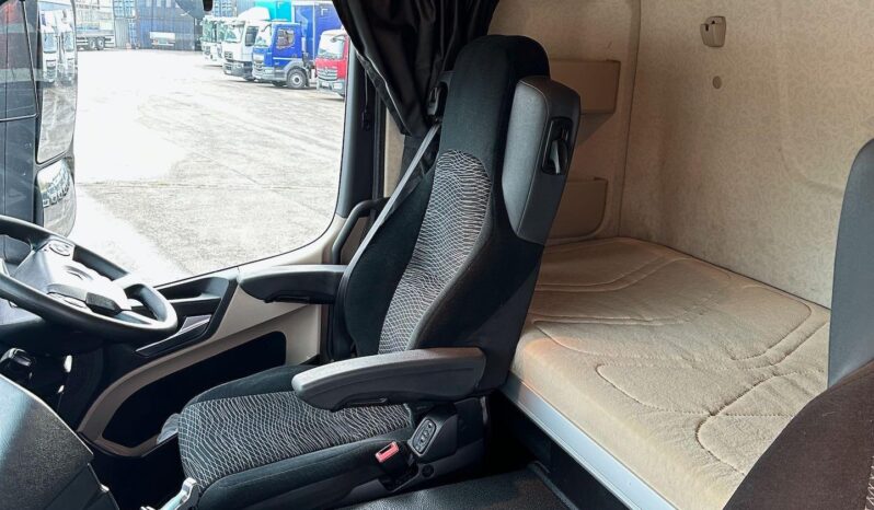 2017 17 Mercedes-Benz Actros 2527 CLASSICSPACE 28′ SLEEPER CURTAIN  Dropside full