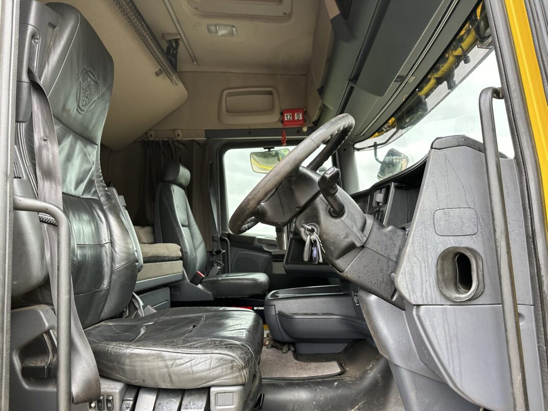 2013 Scania R Series R480 6×2 Mid Lift Highline Sleeper full
