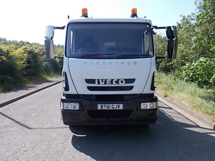 2011 (61) IVECO 180e25 FLATBED WITH PALFINGER CRANE full