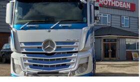 2015 MERCEDES ACTROS 2548 in 6×2 Tractor Units