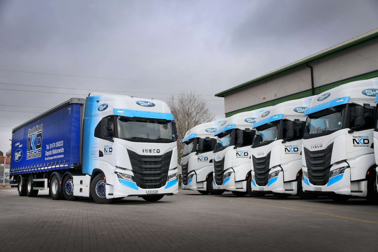Iveco S Way in White line up