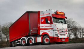 Mercedes Actros L in red with trailer