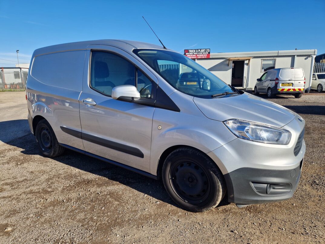 2018 FORD TRANSIT COURIER